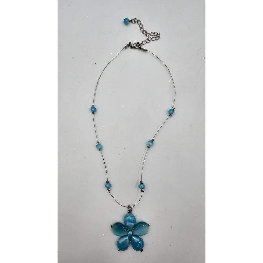 Silvertone Wire Necklace Blue Cats Eye Glass Resin Flower Pendant Jewelry - Picture 6 of 6